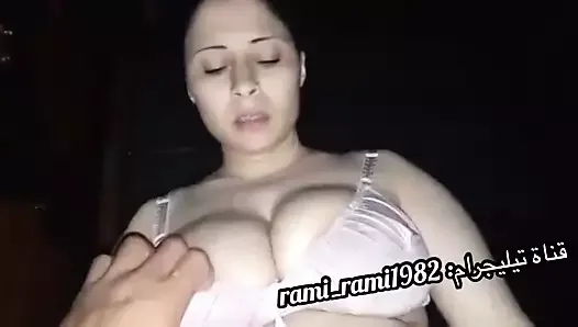 arap koca tombul karısını sert sikiyor